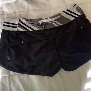 Lululemon speed short size 6